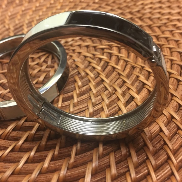 Bracelet hinged black/white - Picture 4 of 6